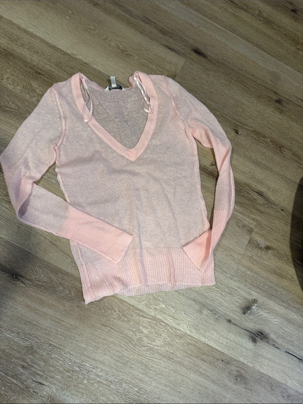 Aeropostale Women's Pale Pink V-Neck Sweater